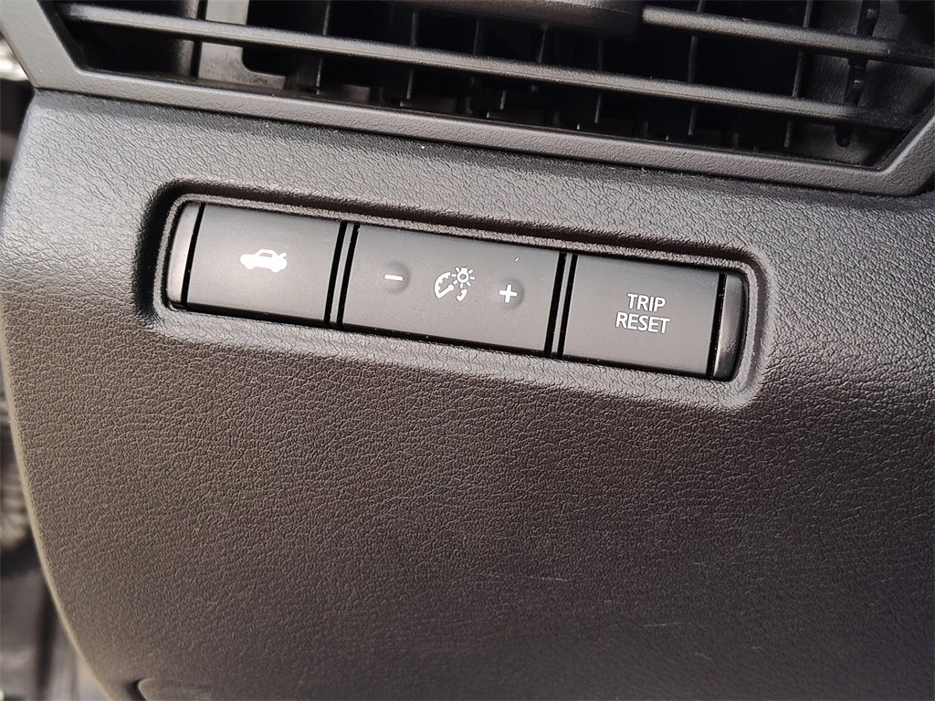 Used 2024 Nissan Altima 2.5 SR image 24