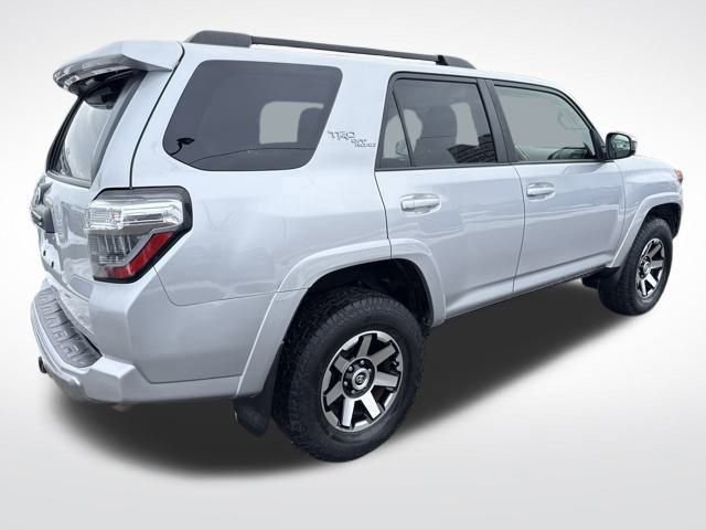 Used 2019 Toyota 4Runner TRD Off-Road image 5