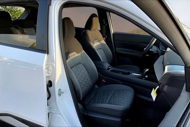 New 2026 Nissan Kicks SV w/ Charging Package FWD image 9
