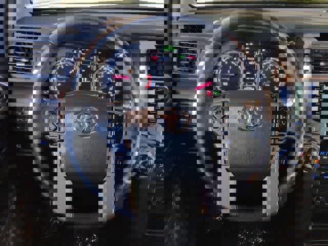 Used 2024 Toyota 4Runner Limited image 23