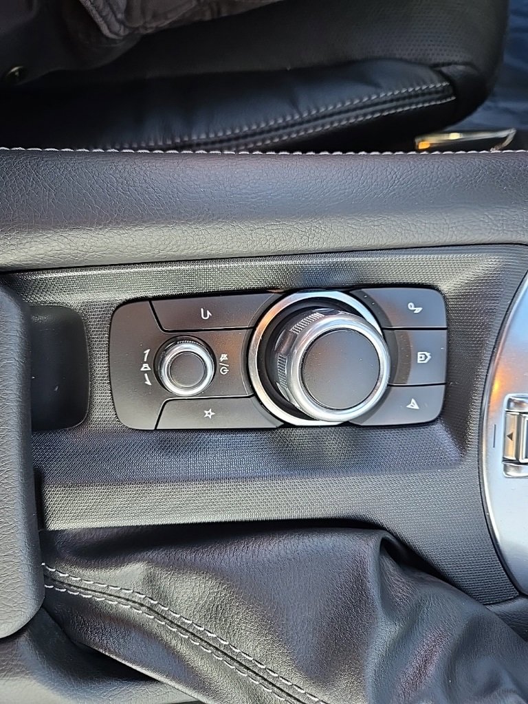 Used 2024 MAZDA MX-5 Miata RF Grand Touring image 34