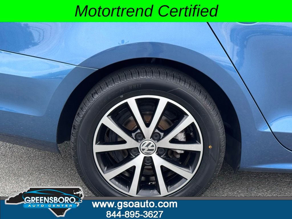 Used 2017 Volkswagen Jetta SE FWD image 35