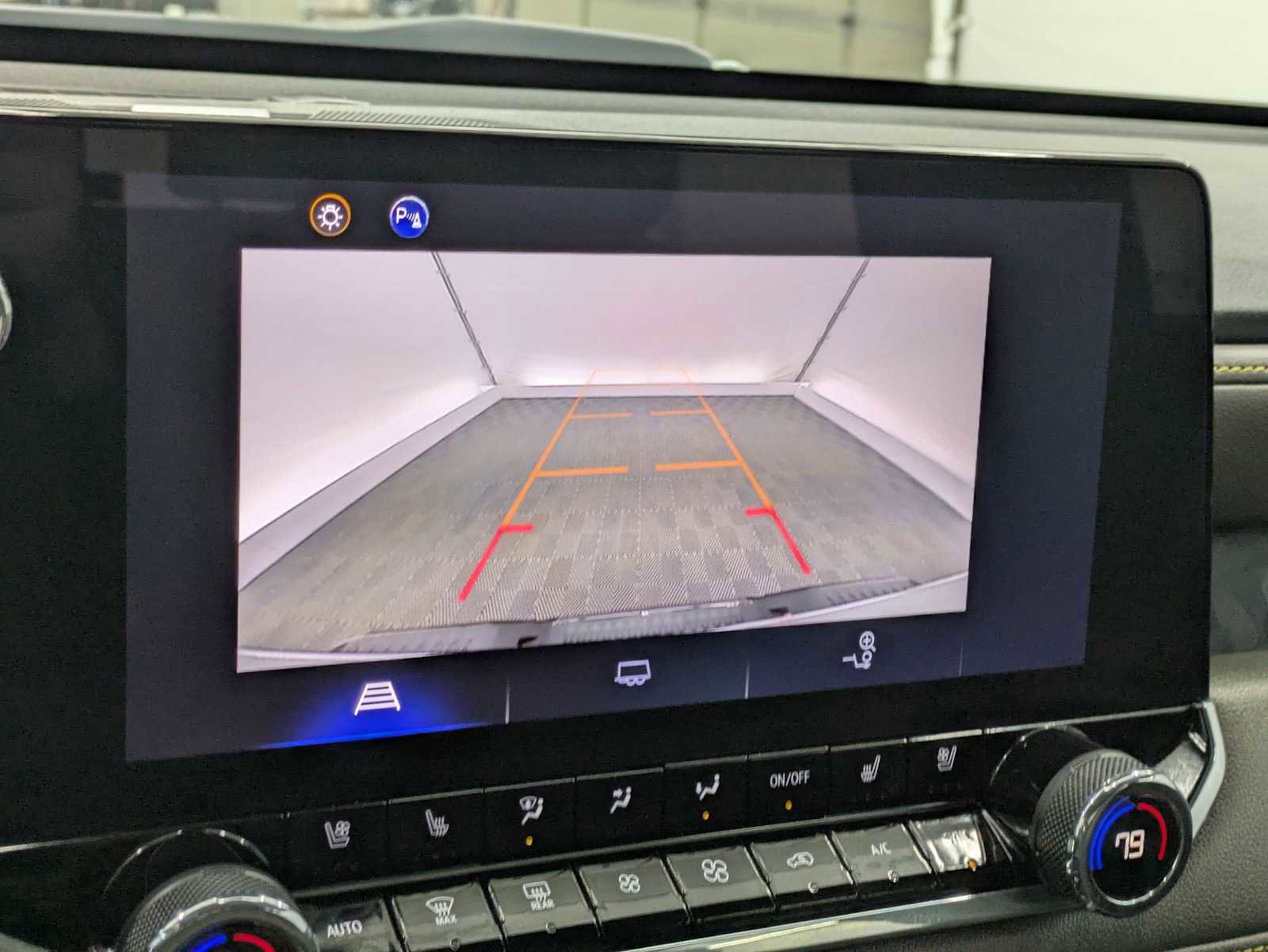 Used 2023 Chevrolet Colorado ZR2 w/ ZR2 Convenience Package III image 29