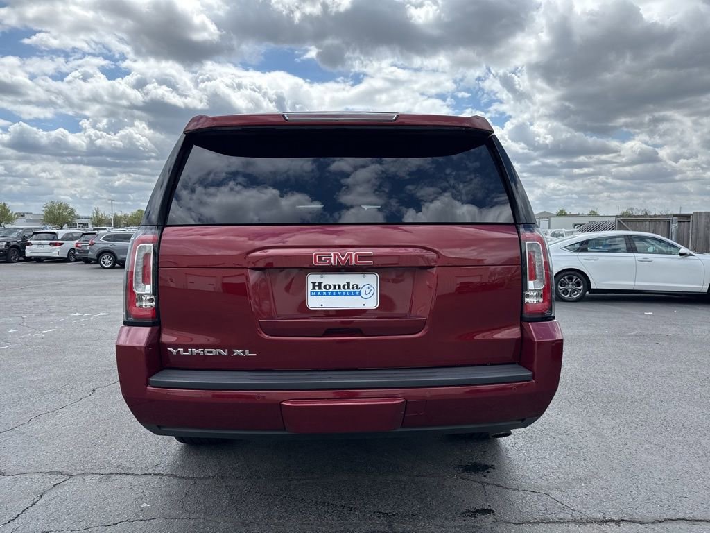 Used 2019 GMC Yukon XL SLT w/ Premium Edition AWD/4WD image 6