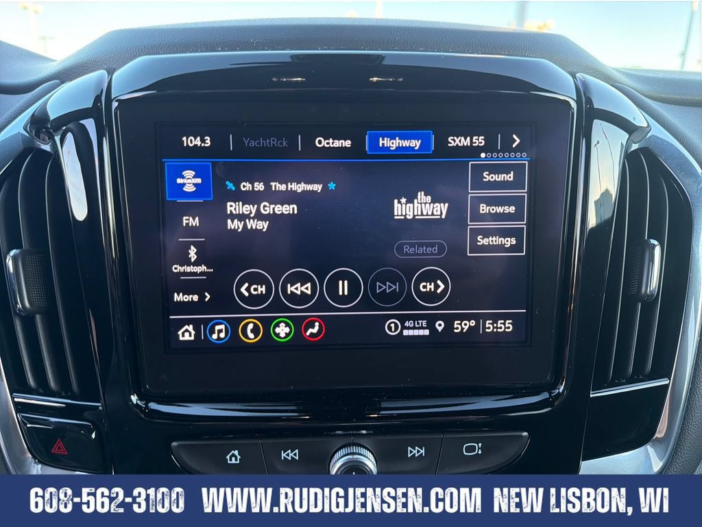 Used 2023 Chevrolet Traverse LT AWD/4WD image 18