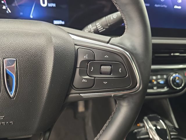 Used 2025 Buick Envista Sport Touring w/ Convenience I Package FWD image 33