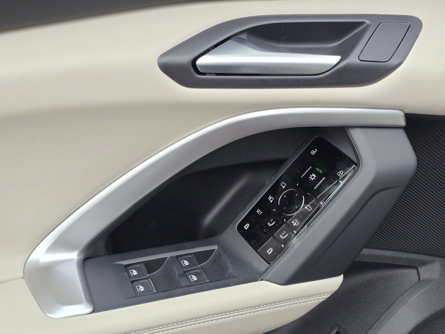 New 2026 Audi Q5 Premium image 36