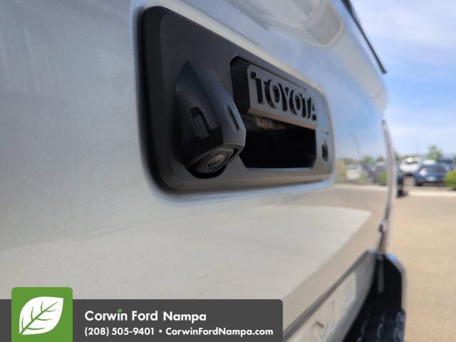 Used 2022 Toyota Tacoma TRD Sport w/ Technology Package AWD/4WD image 29