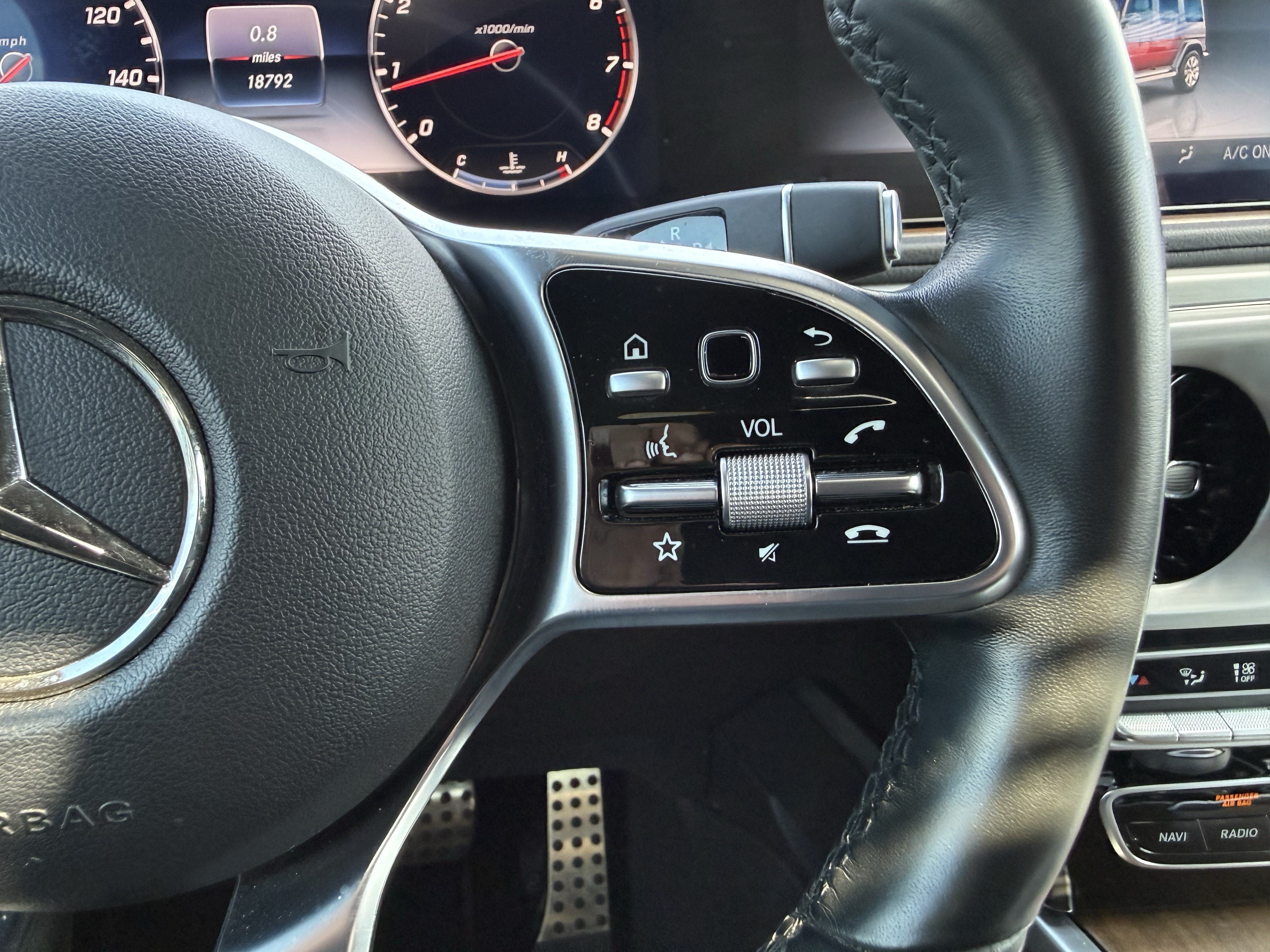 Used 2024 Mercedes-Benz G 550 image 19