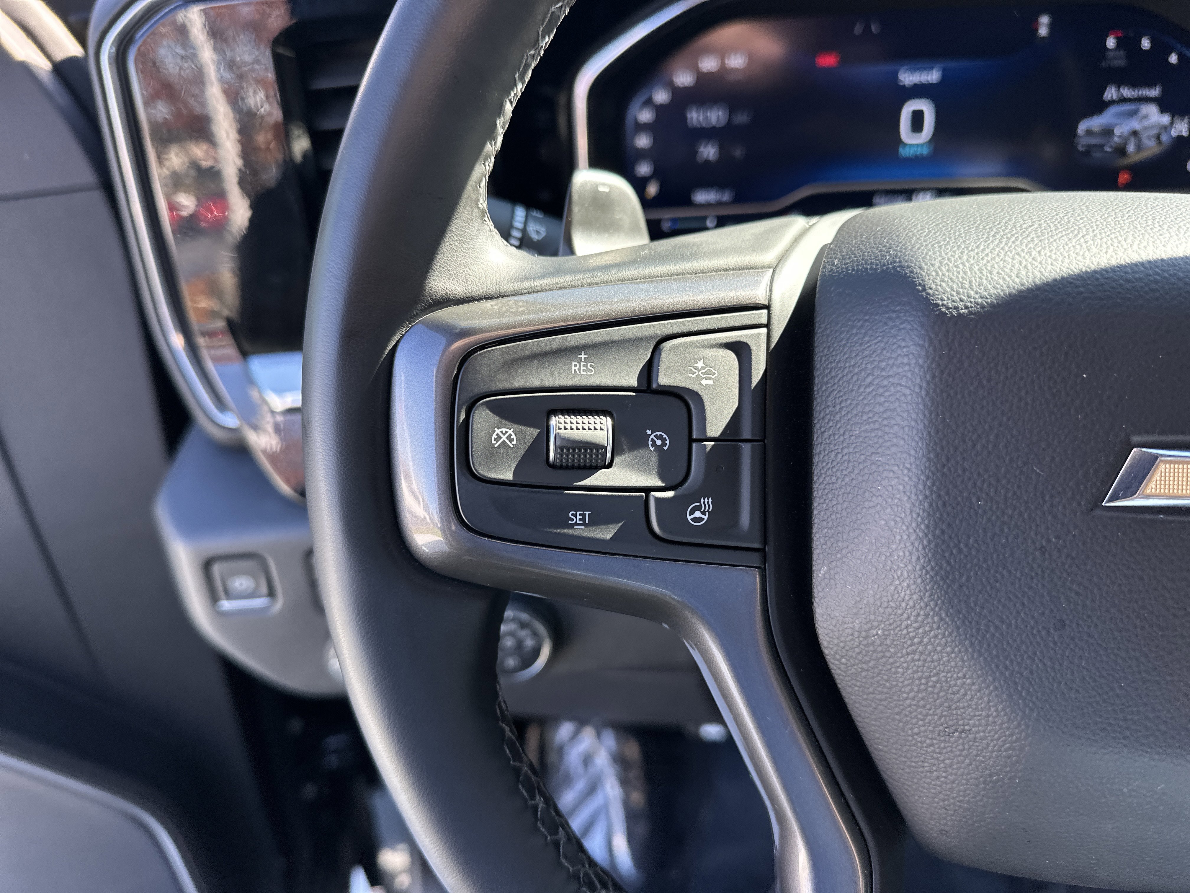 Used 2024 Chevrolet Silverado 1500 High Country w/ High Country Premium Package image 19