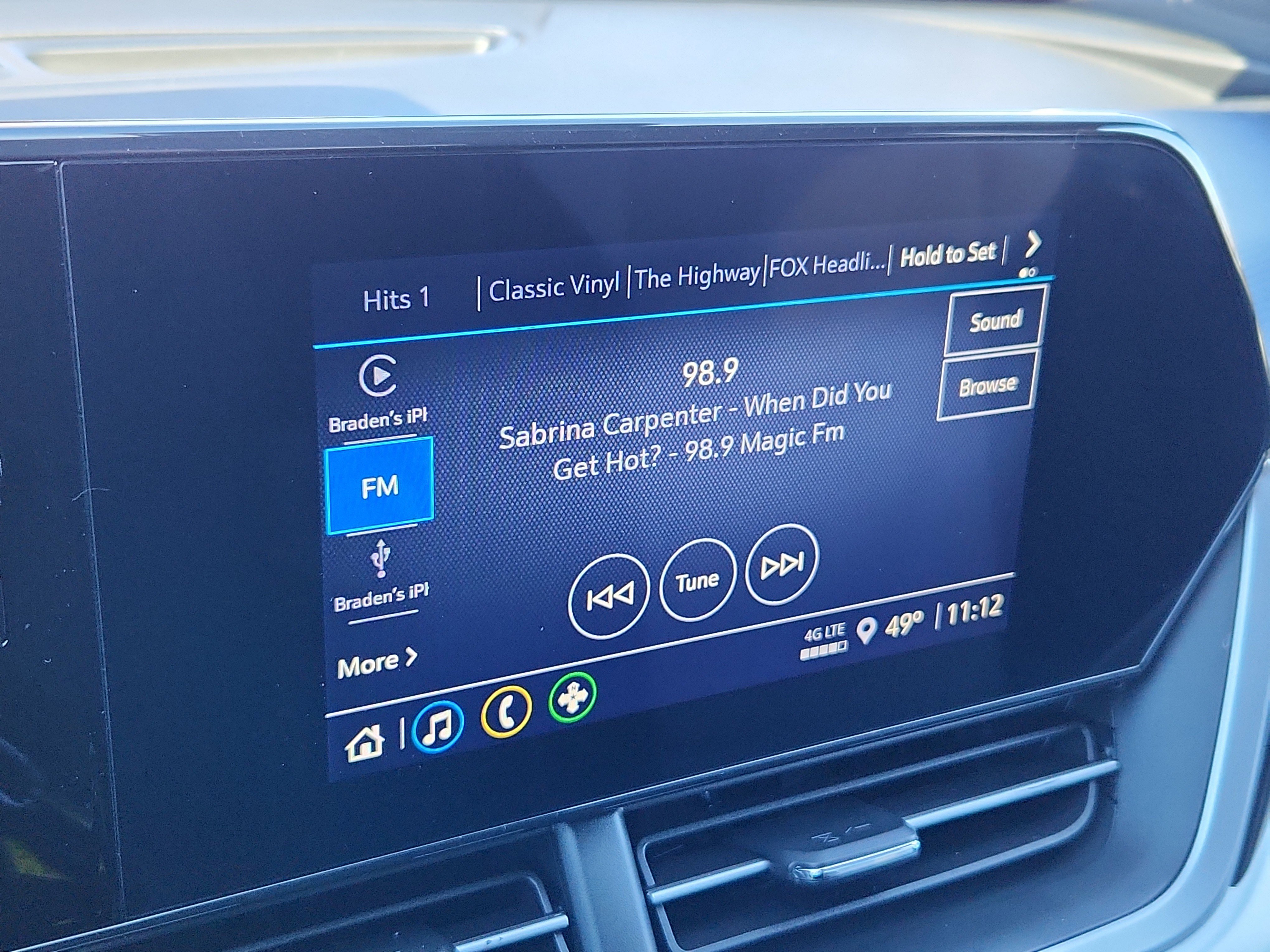 Used 2024 Chevrolet Trax RS image 19