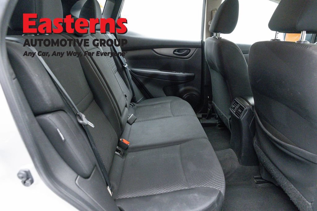 Used 2020 Nissan Rogue Sport S AWD/4WD image 22