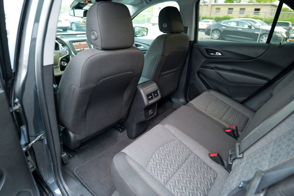 Used 2023 Chevrolet Equinox LT AWD/4WD image 24