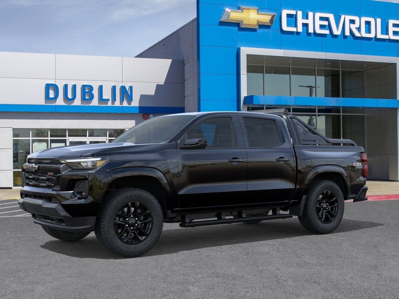 New 2026 Chevrolet Colorado Z71 w/ Midnight Edition AWD/4WD image 3