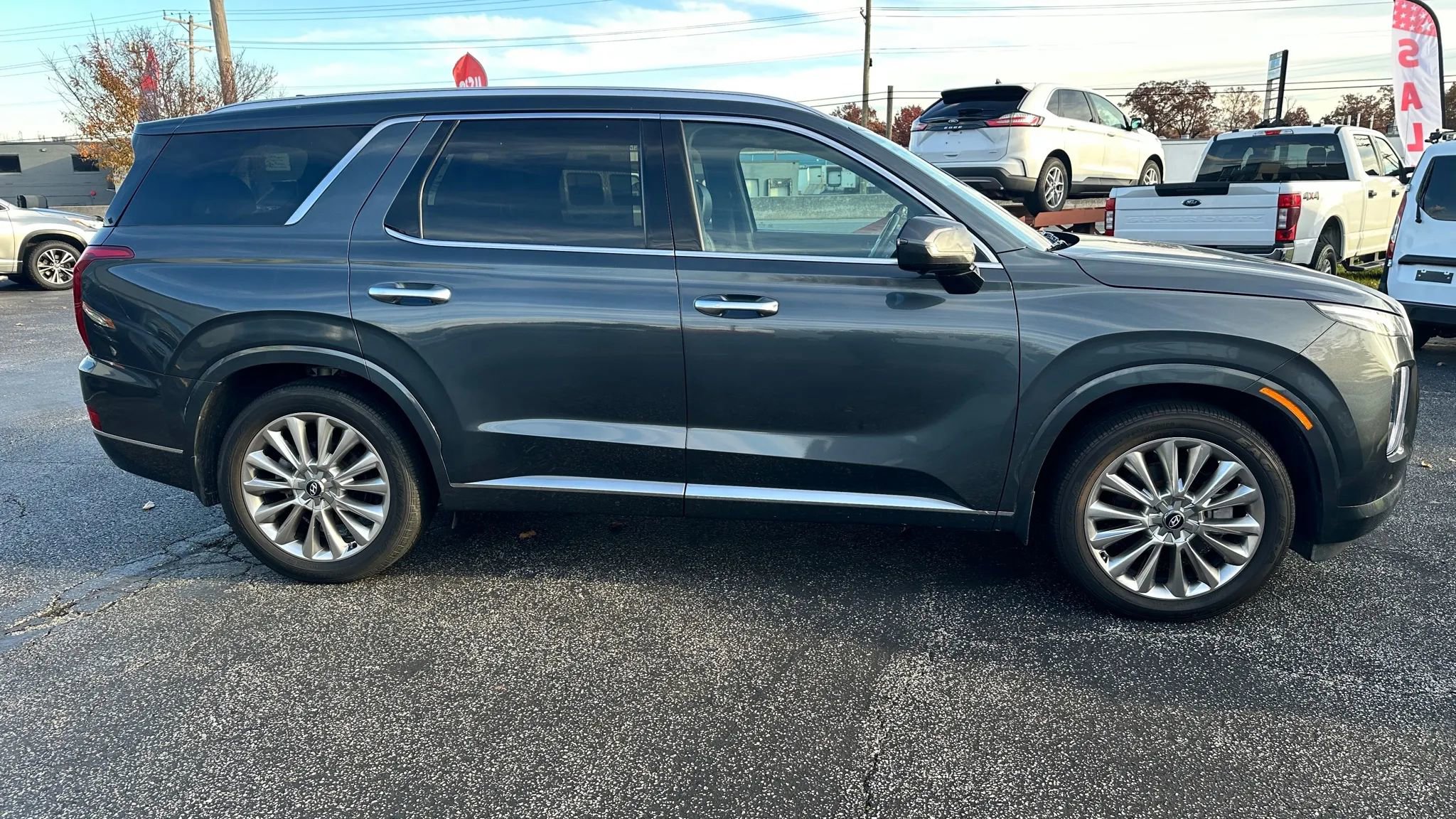 Used 2020 Hyundai Palisade Limited image 4
