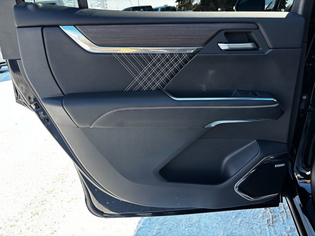 New 2026 GMC Acadia Denali w/ Super Cruise Package image 23