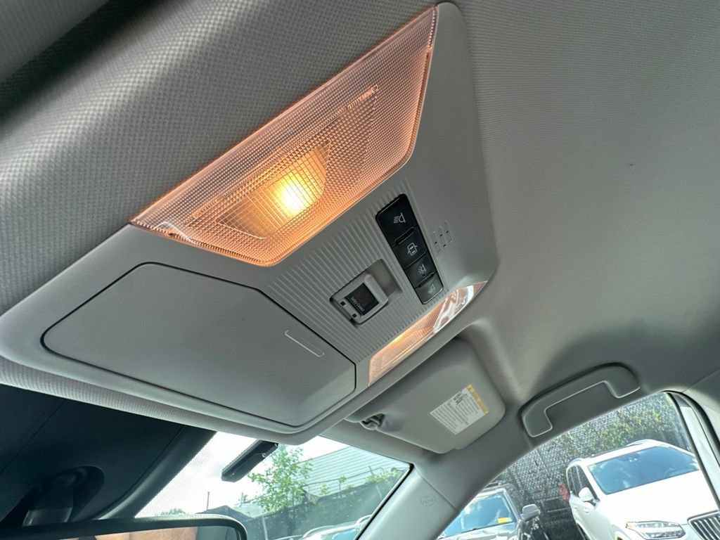Used 2019 Toyota RAV4 LE w/ All Weather Liner Package AWD/4WD image 18