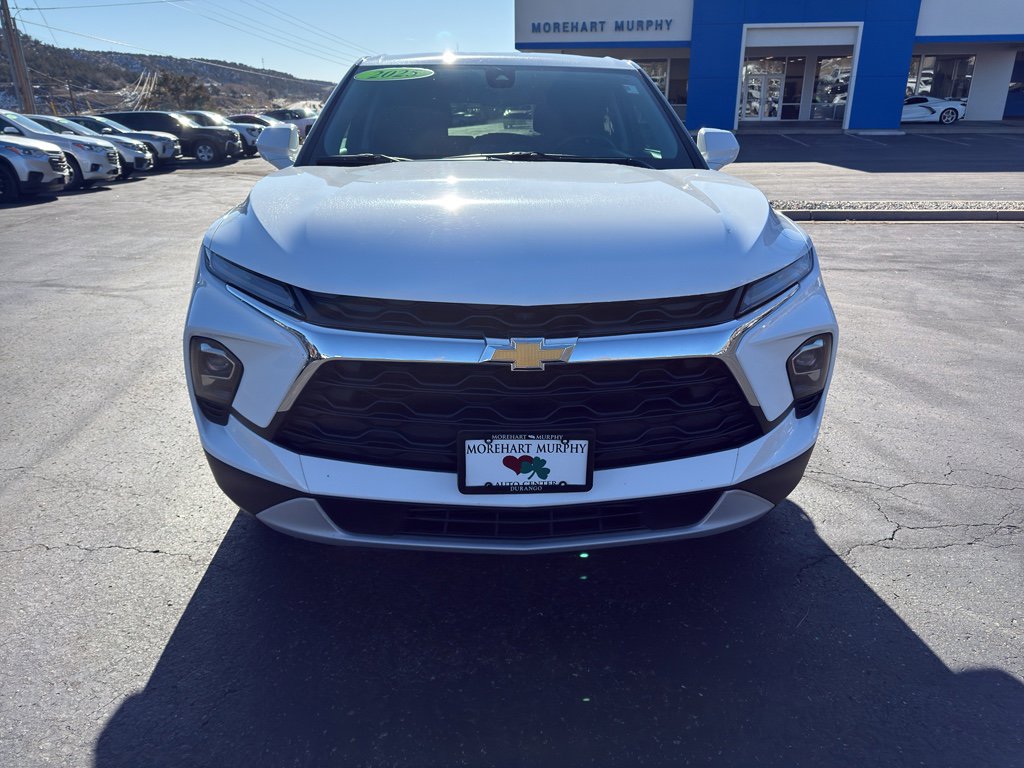 Used 2025 Chevrolet Blazer LT image 2