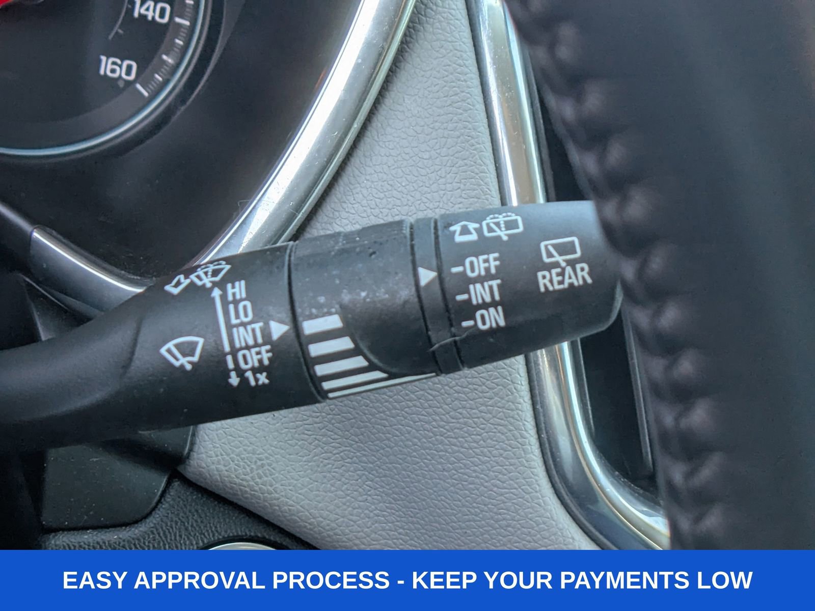 Used 2019 Chevrolet Equinox LT image 39