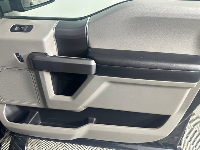 Used 2020 Ford F150 XLT w/ Equipment Group 302A Luxury AWD/4WD image 24
