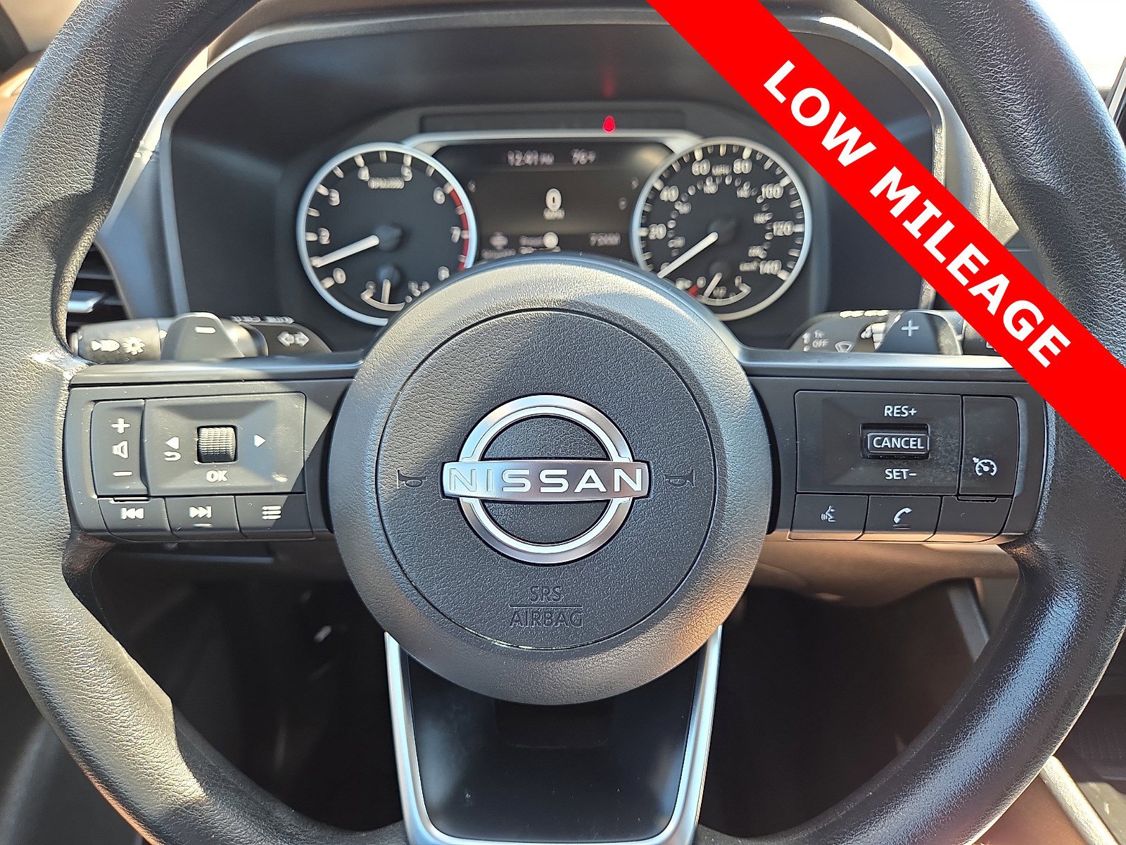 Used 2023 Nissan Rogue S image 24