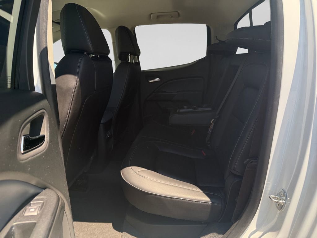 Used 2022 Chevrolet Colorado Z71 AWD/4WD image 16