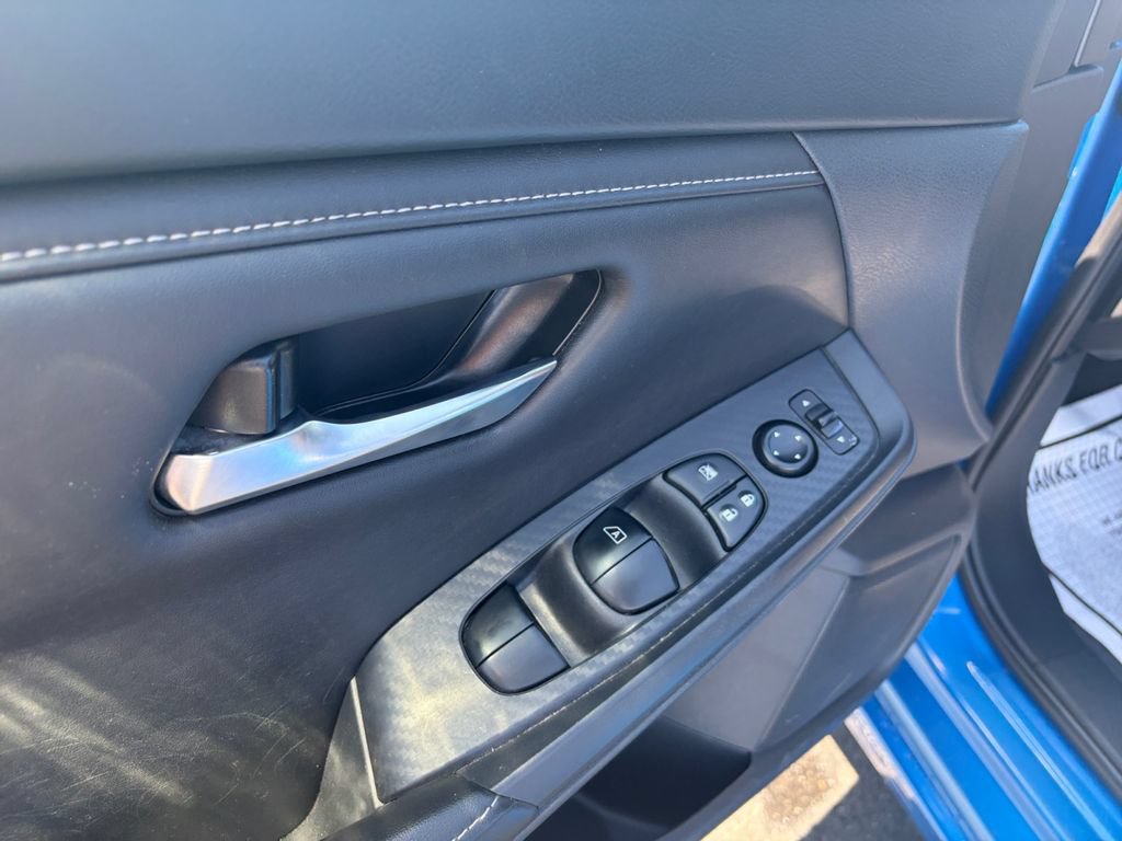 Used 2023 Nissan Sentra SV FWD image 11