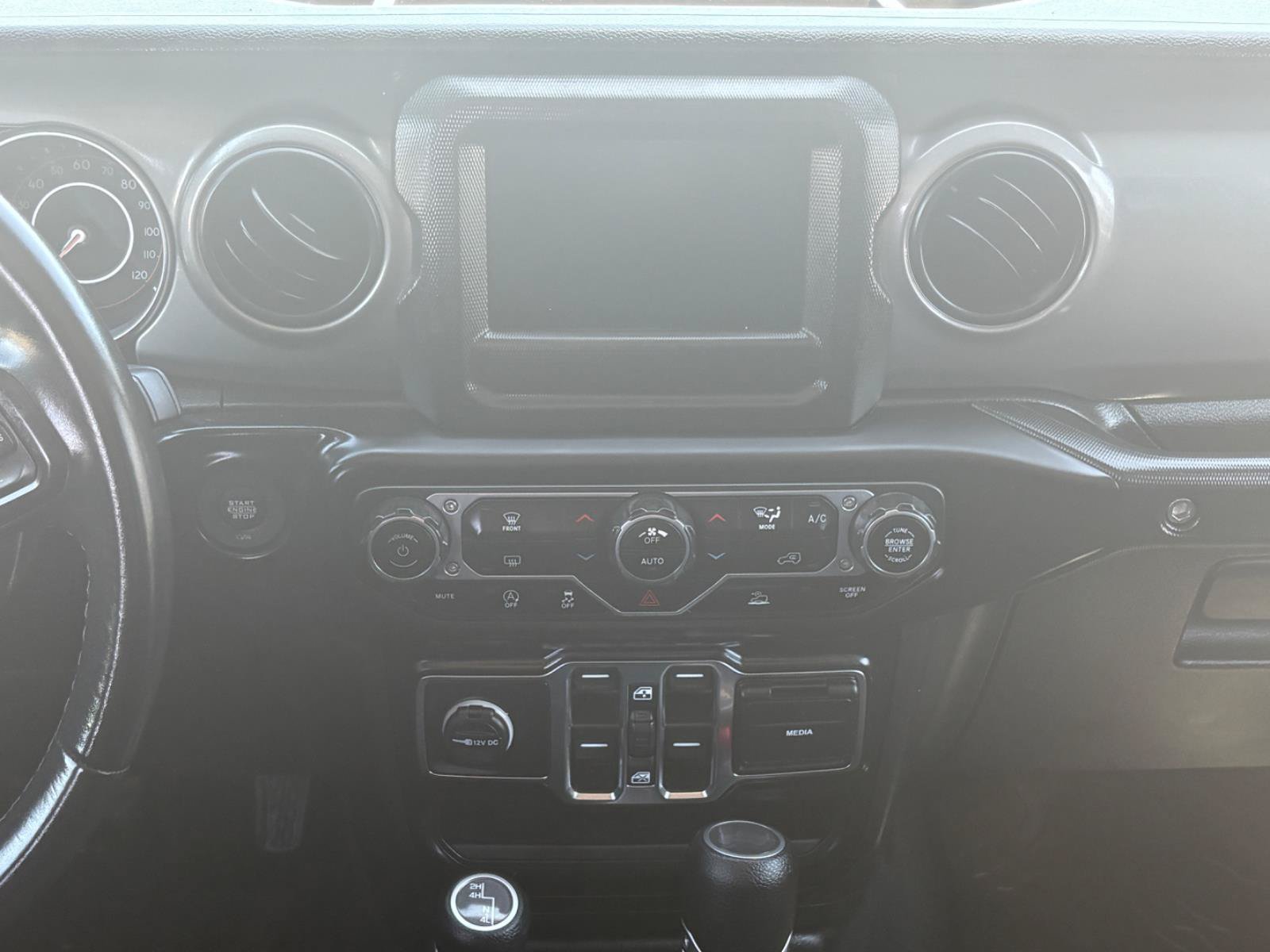 Used 2022 Jeep Wrangler Unlimited Sport AWD/4WD image 21
