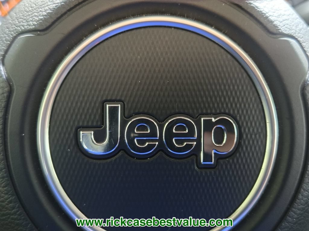 Used 2023 Jeep Gladiator Mojave w/ Trailer Tow Package AWD/4WD image 33