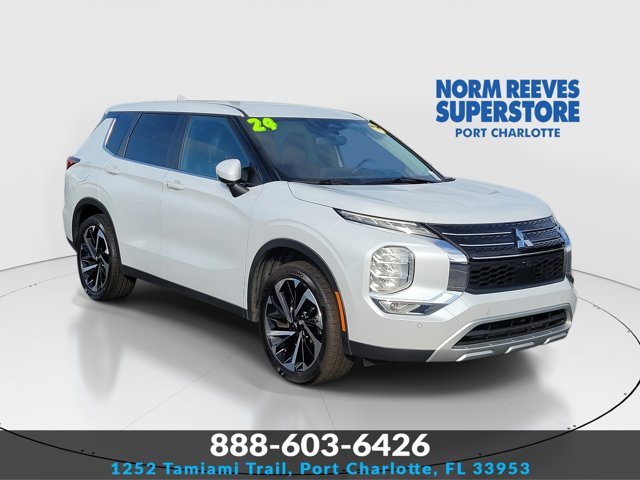 Used 2024 Mitsubishi Outlander SE