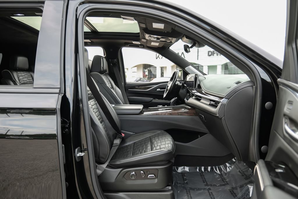 Used 2021 Cadillac Escalade ESV Sport Platinum AWD/4WD image 42