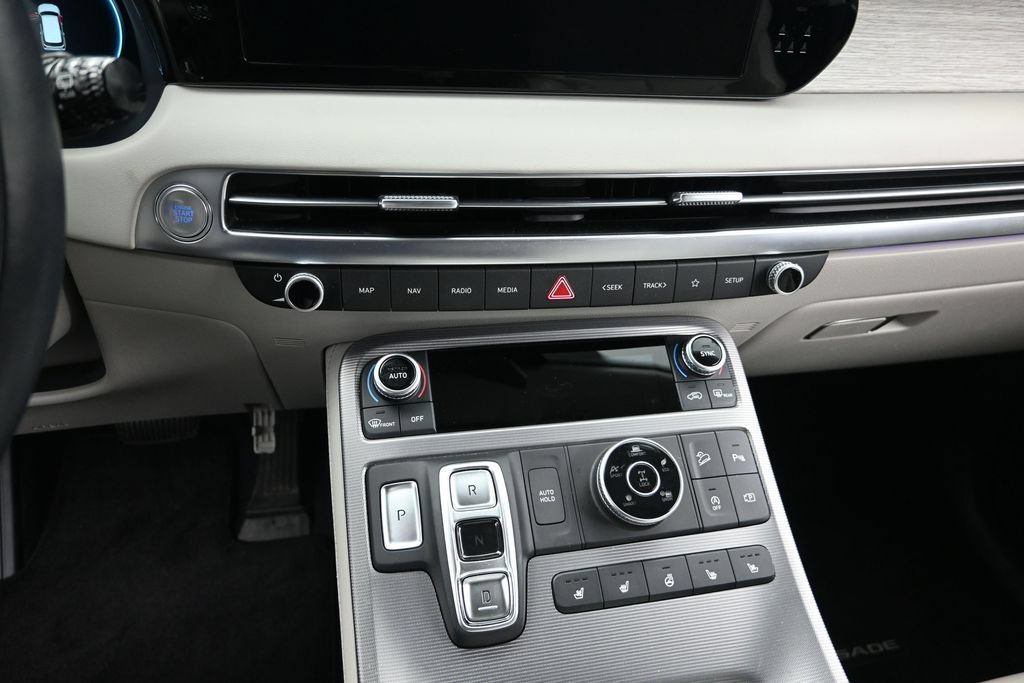 Used 2025 Hyundai Palisade Calligraphy AWD/4WD image 15