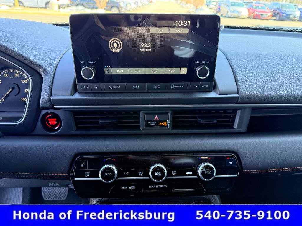 Certified 2025 Honda Pilot Sport image 36