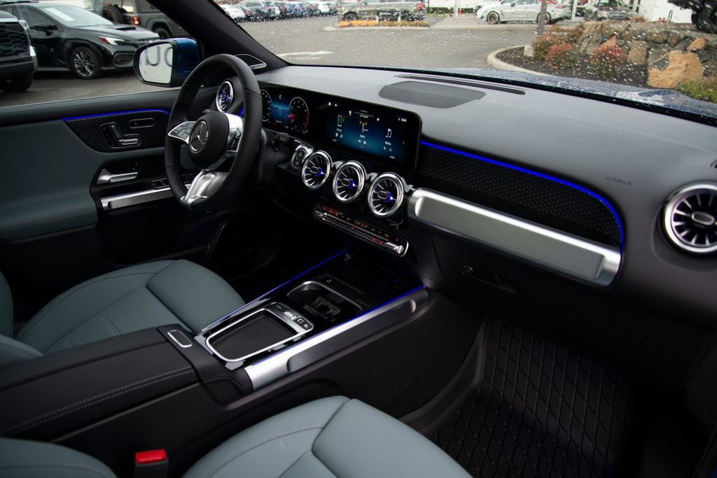 New 2026 Mercedes-Benz GLB 250 4MATIC image 18