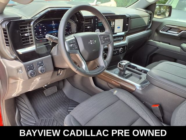 Used 2025 Chevrolet Silverado 1500 LT Trail Boss AWD/4WD image 19