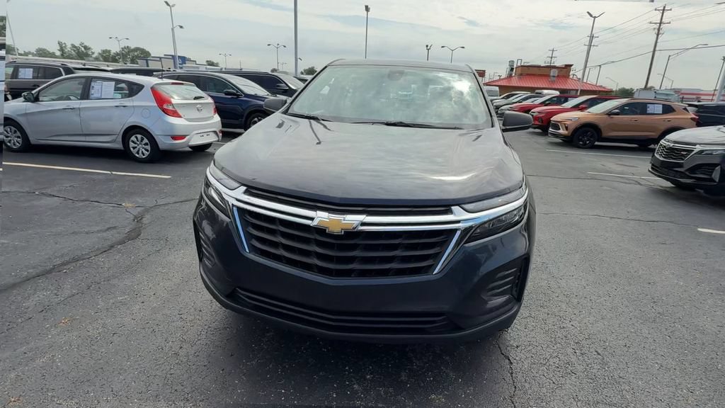 Used 2022 Chevrolet Equinox LS FWD image 3