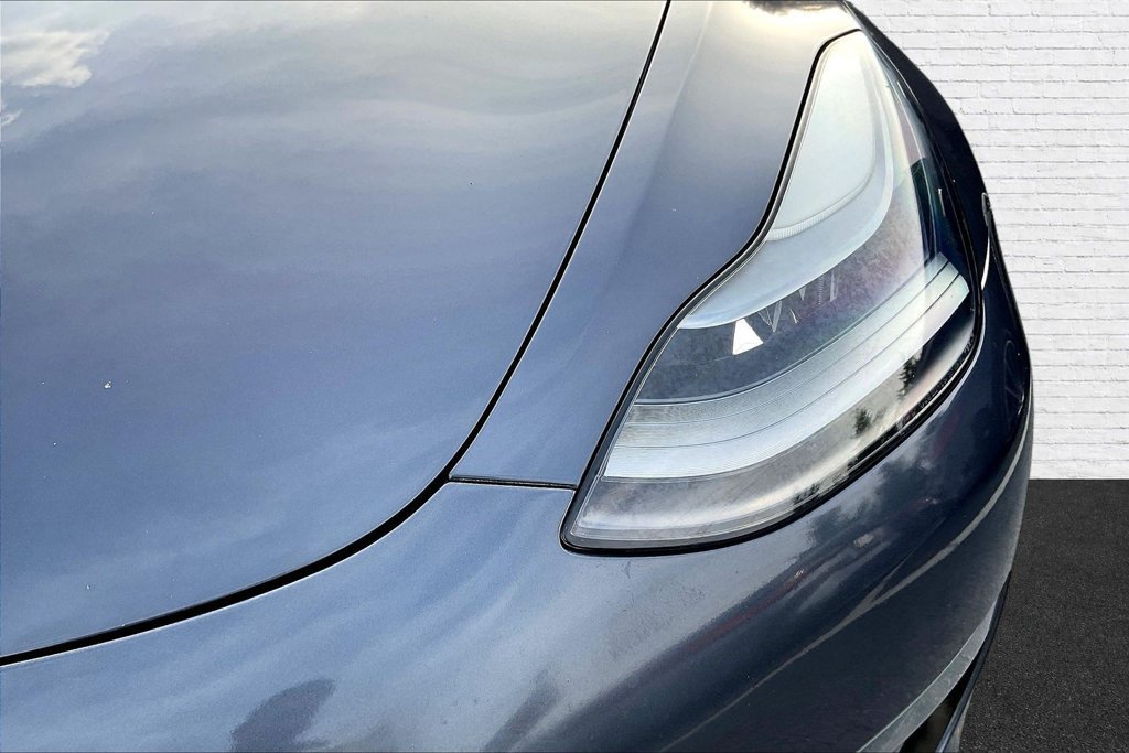 Used 2022 Tesla Model 3 Standard Range RWD image 26