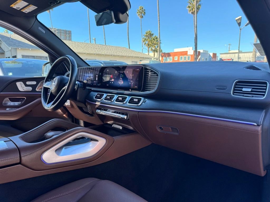 Used 2024 Mercedes-Benz GLE 350 4MATIC image 32