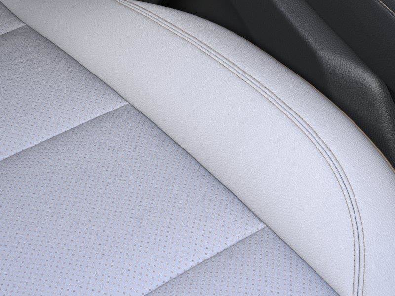 New 2026 Chevrolet Traverse High Country w/ LPO, Floor Liner Package AWD/4WD image 21