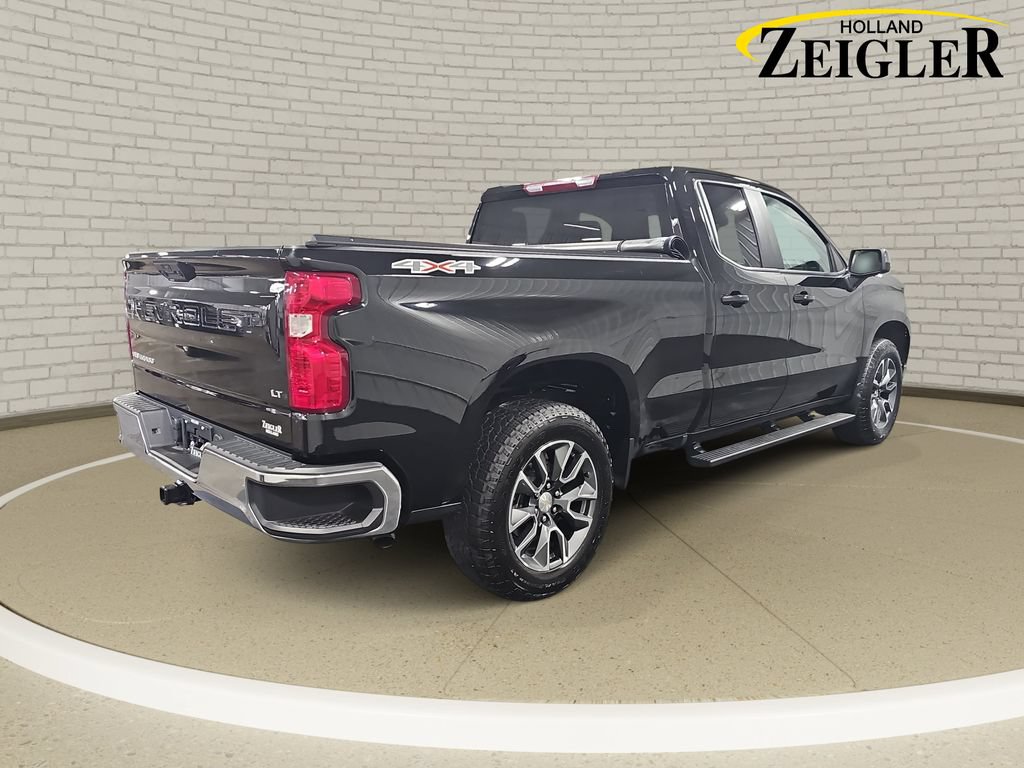 Used 2023 Chevrolet Silverado 1500 LT AWD/4WD image 5