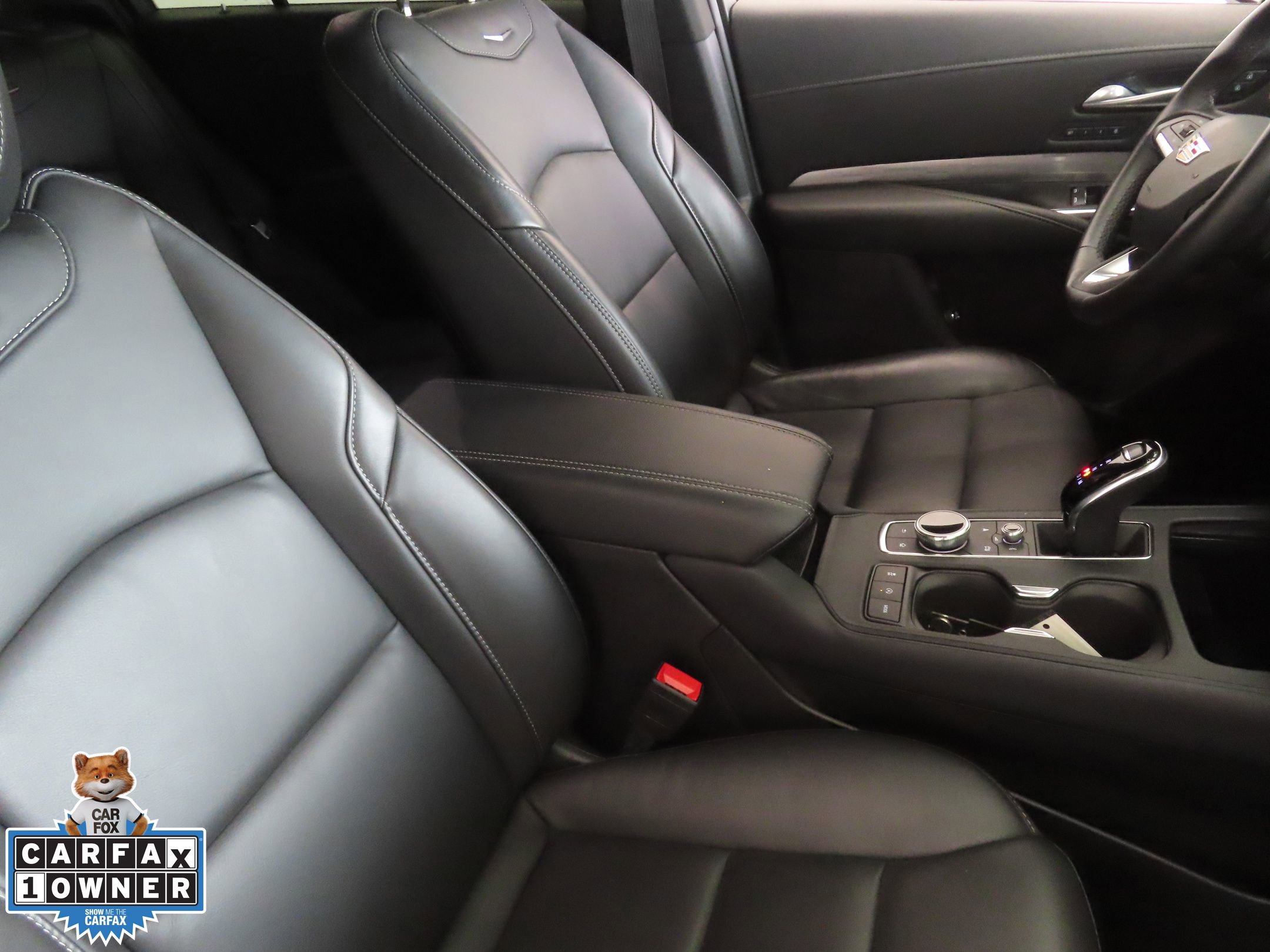 Used 2025 Cadillac XT4 Premium Luxury FWD image 27