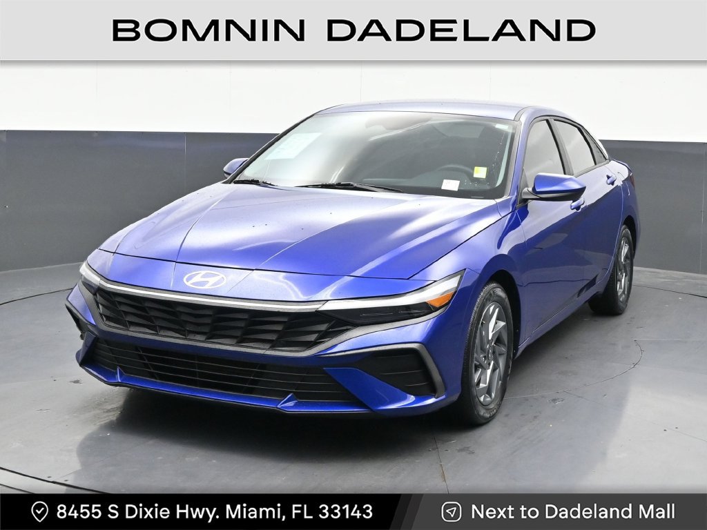 Used 2024 Hyundai Elantra SEL FWD image 1