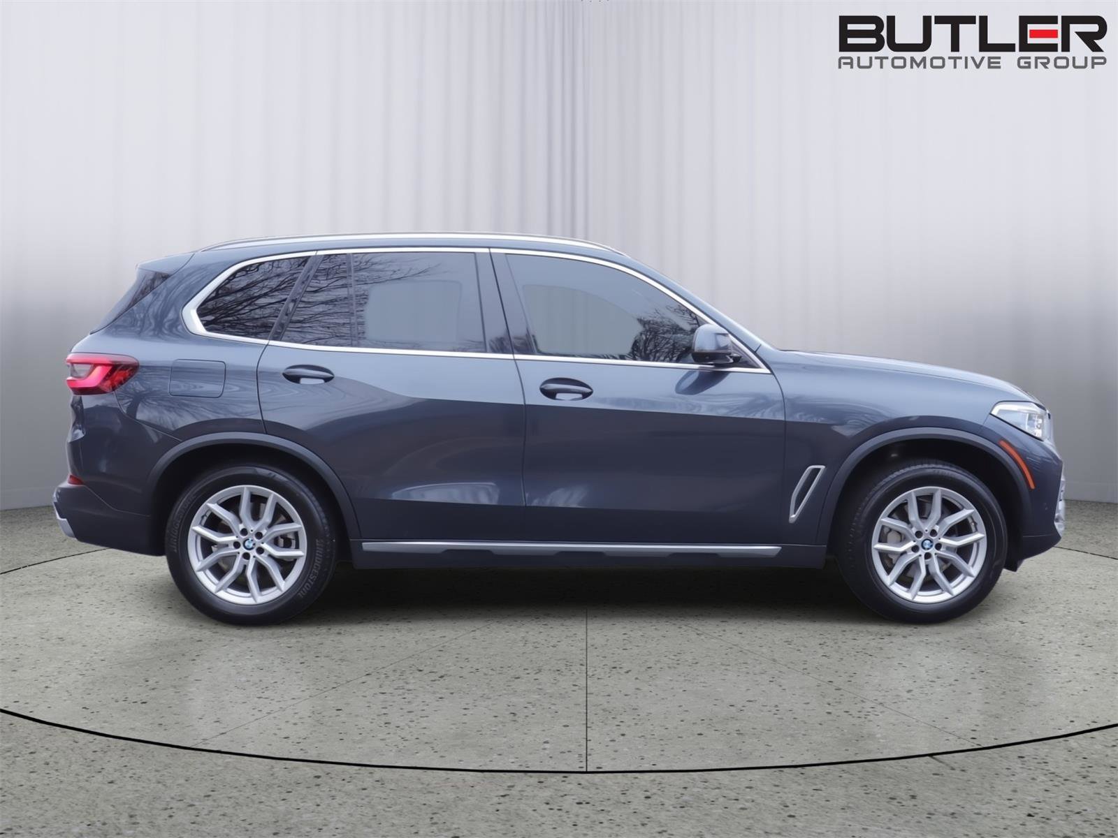 Used 2022 BMW X5 sDrive40i w/ Executive Package image 8