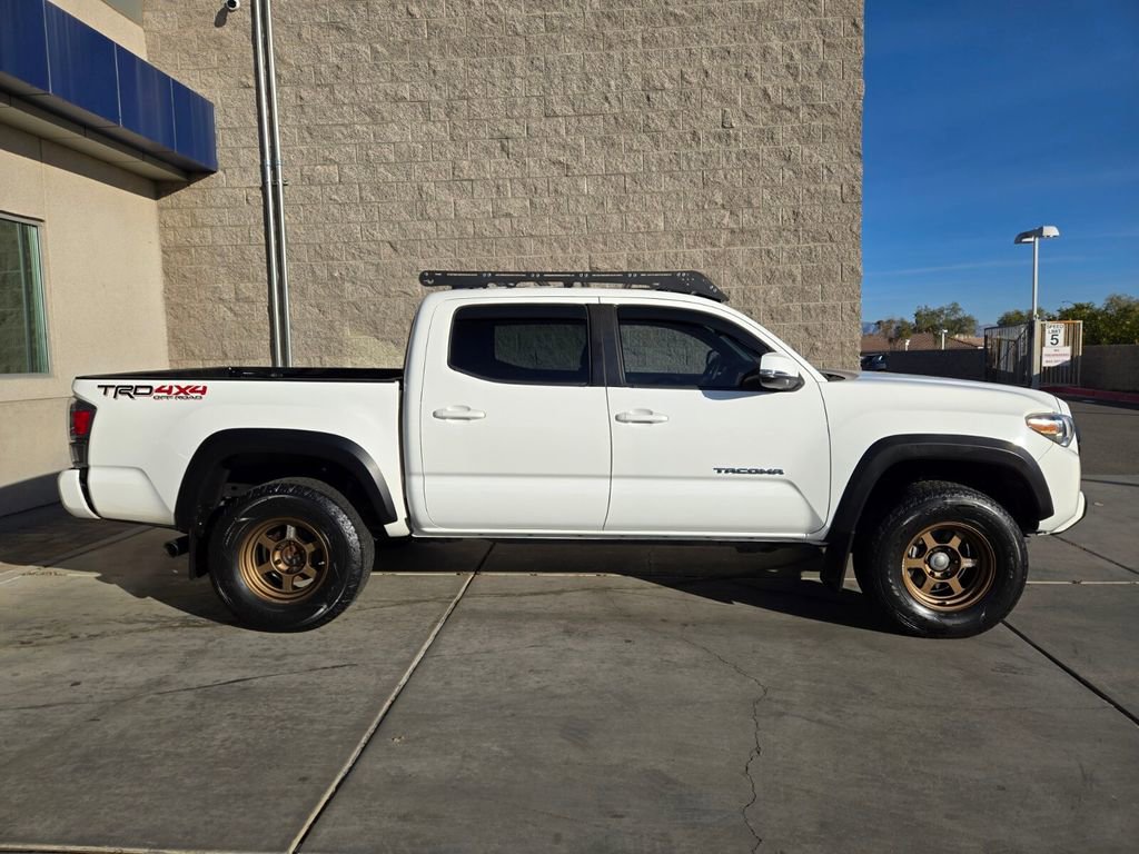Used 2021 Toyota Tacoma TRD Off-Road w/ Technology Package image 6