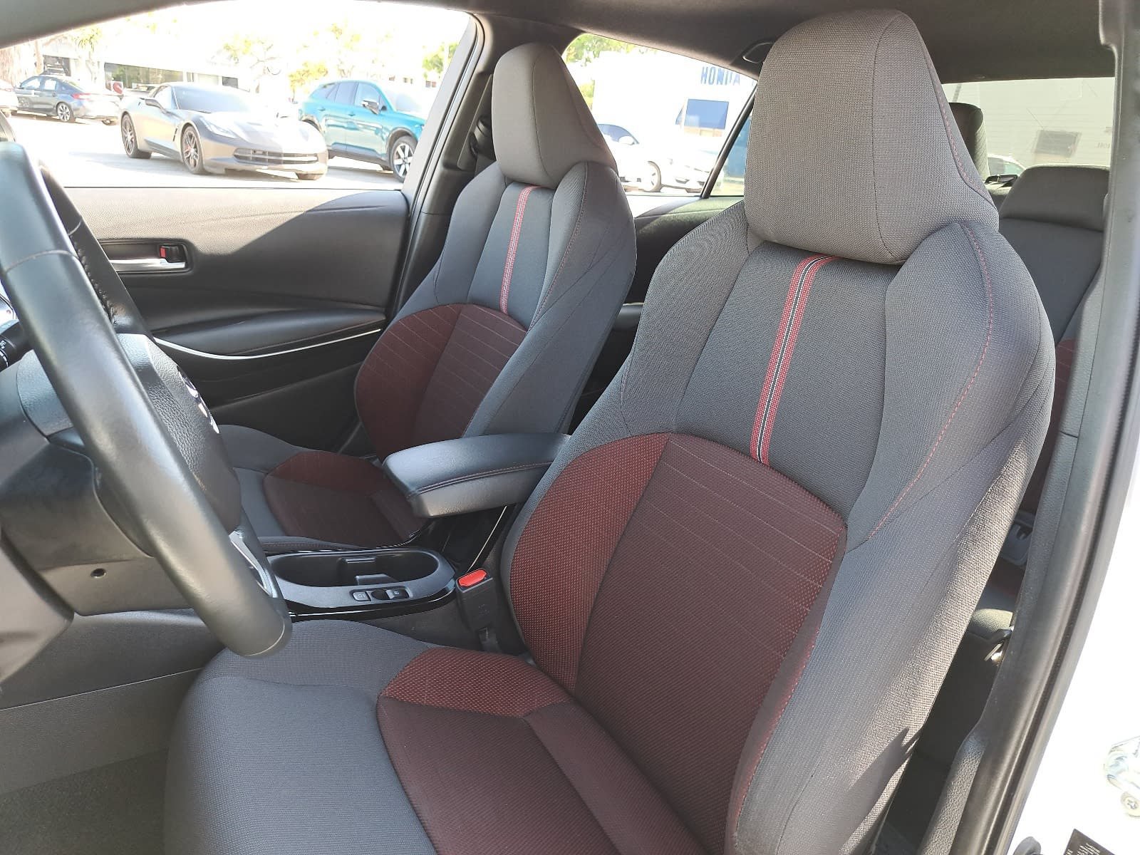 Used 2024 Toyota Corolla SE FWD image 15