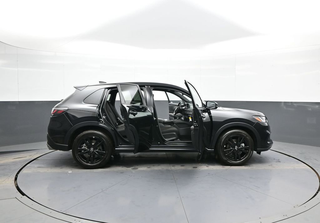 Certified 2026 Honda HR-V Sport image 40