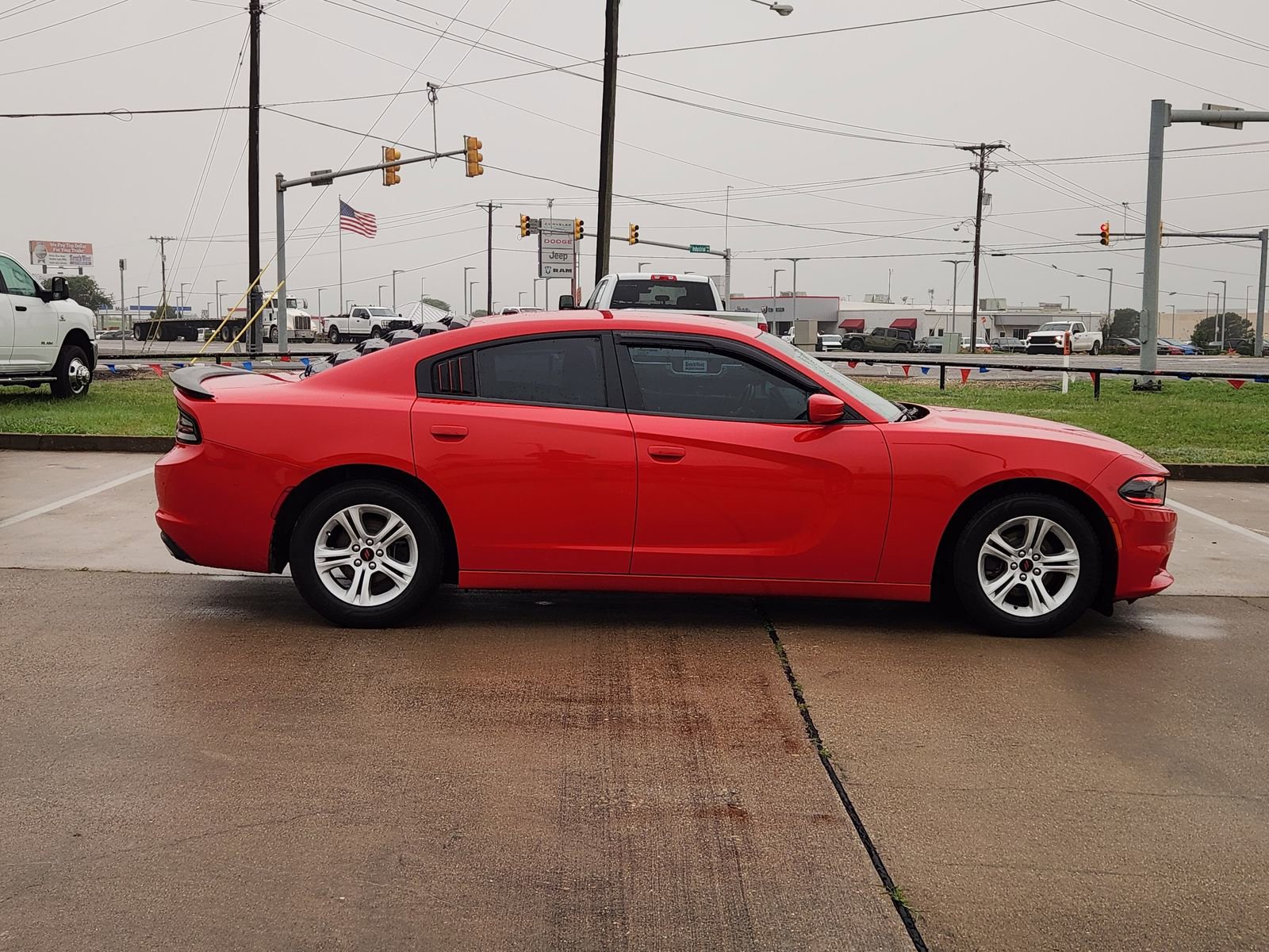 Used 2019 Dodge Charger SXT w/ Leather Interior Group RWD image 7