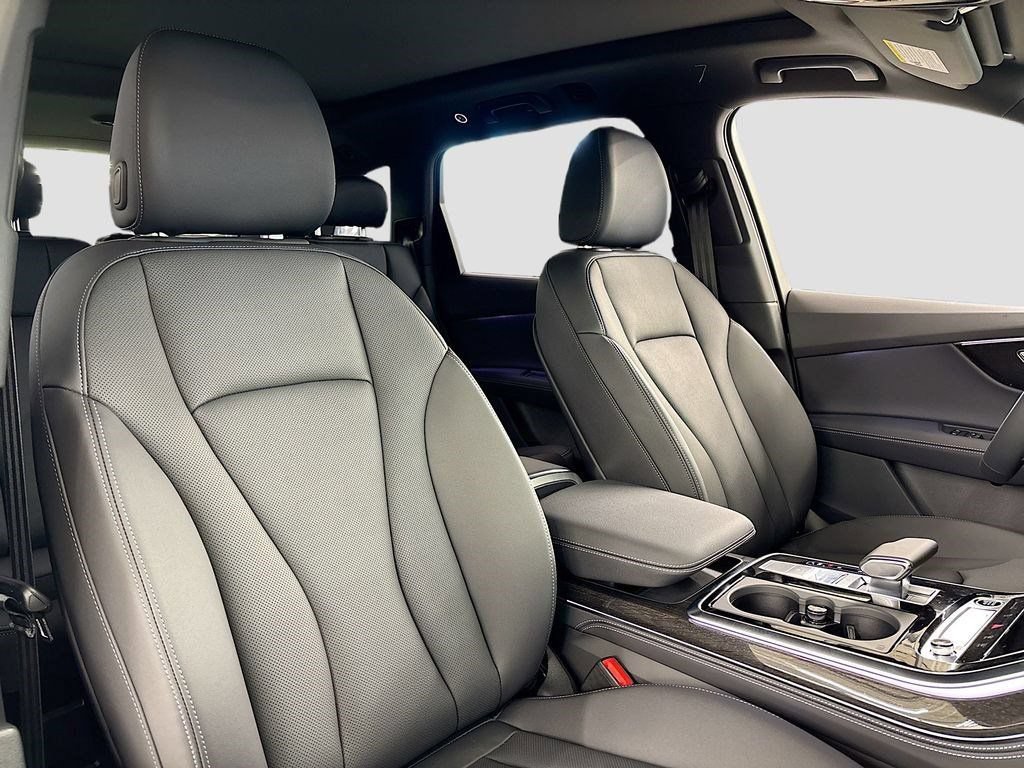 New 2025 Audi Q7 3.0T Premium Plus AWD/4WD image 15