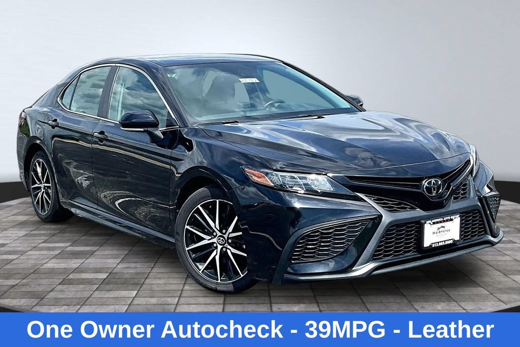Used 2023 Toyota Camry SE FWD image 12