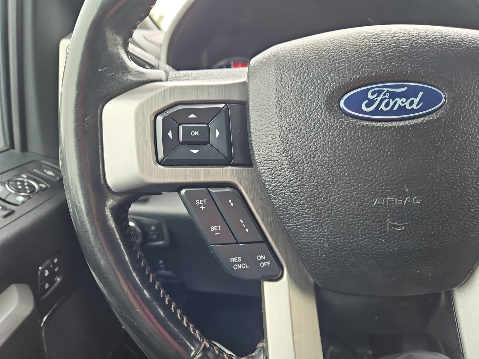 Used 2020 Ford F250 Platinum AWD/4WD image 32